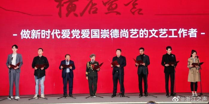 芭比大学毕业